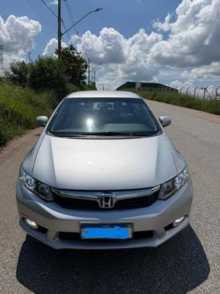 HONDA CIVIC 2.0 LXR 16V FLEX 4P AUTOMÁTICO HONDA CIVIC 2.0 LXR 16V FLEX 4P AUTOMÁTICO